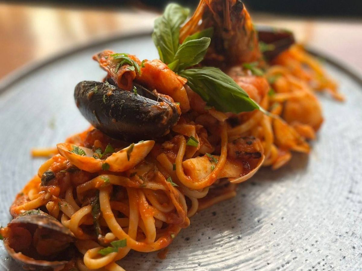 Linguini con Frutti di Mare